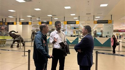 بعد أزمة حادث الطائرة.. عضو مجلس الأهلي: السفير المصري على تواصل دائم معنا