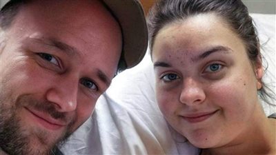 مصريون يشككون أمريكيا في نسب طفله.. والأخير يطلب إجراء تحليل Dna 