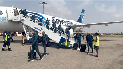 فور وصول بعثة الأهلي لـ الكونغو.. بيبو يجتمع مع محمد شوقي