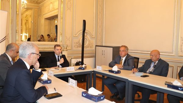 دعم وتطوير صناعة