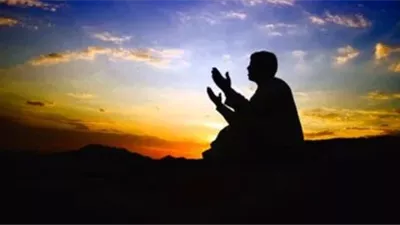 تفسير حديث| إن الله يبسط يده بالليل ليتوب مسيء النهار ويبسط يده بالنهار ليتوب مسيء الليل