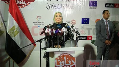 لأول مرة.. وزيرة التضامن تطلق كارت حرفي لدعم العمال غير المنتظمة