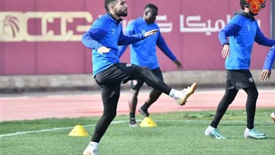 السويحلي الليبي: هدفنا ضم أحمد قندوسي ومهاجم الزمالك.. وما زلنا نفاوض السولية
