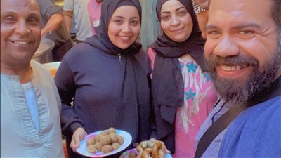 أشهر الأطباق الكمونية والكباب.. أهالي الأقصر يستقبلون الليلة الختامية لمولد أبو الحجاج بالولائم 