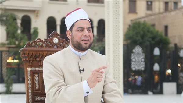 الدكتور مصطفى عبد