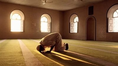 لو خطيبي له ماضي أو لم يكن يصلي وتاب أقبل به؟.. عضو العالمي للفتوى تجيب