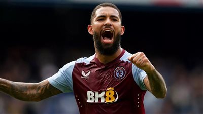 بعد إحرازه هدفين اليوم.. نجم أستون فيلا يقترب من تحطيم رقم قياسي لمحمد صلاح