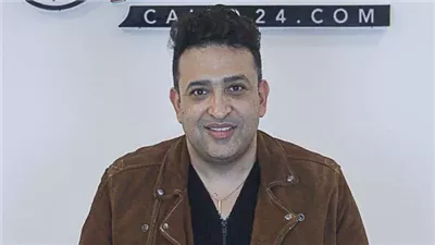 الشاعر تامر حسين يكشف مفاجأة: حسام حبيب كان موجودًا وقت كواليس أغنية الدهب لشيرين