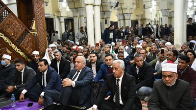 محافظ قنا يشهد الاحتفال بليلة النصف من شعبان بمسجد عبد الرحيم القنائي