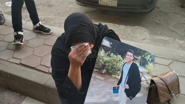 انهيار والدة المجني