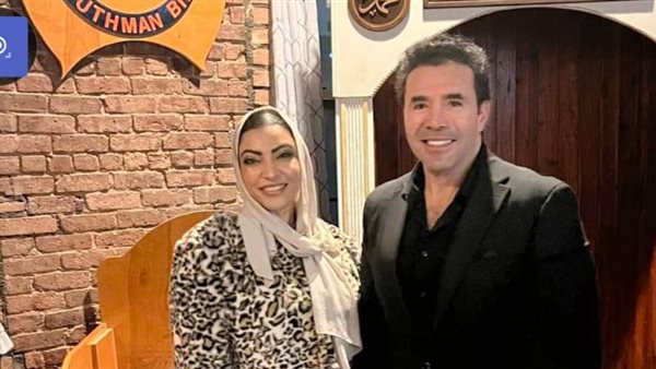 رامي وحيد وزوجته