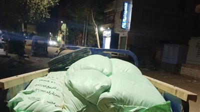ضبط تروسيكل محمل بالدقيق المدعم قبل تهريبه للسوق السوداء بالفيوم