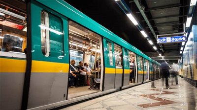 حقيقة تخفيف الأحمال الكهربائية بخطوط المترو الثلاثة وسحب القطارات المكيفة