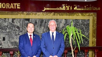 السفير الفيتنامي يبدي إعجابه بالأقصر.. ويدعو لمزيد من التعاون المشترك 