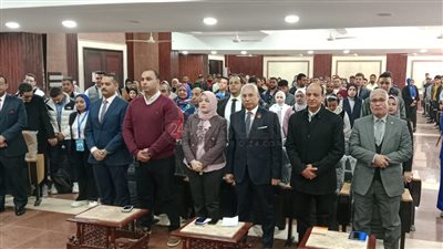 رئيس جامعة المنيا: التوجه نحو الابتكار والإبداع أصبح أمرًا واقعيًا لتحقيق التنمية الاقتصادية