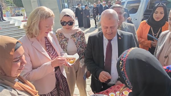 جانب من الزيارة 