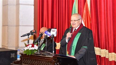 الخشت يعلن بدء دخول جامعة القاهرة عصر جامعات الجيل الخامس