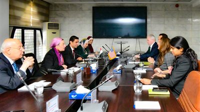 خلال لقائها السفيرة الأمريكية بالقاهرة.. وزيرة البيئة: نتطلع لتعاون استراتيجي بين البلدين في مجال المناخ