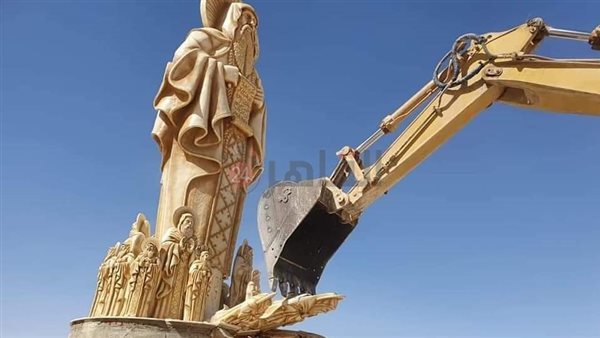 تمثال الأنبا أنطونيوس