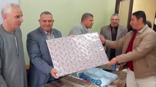 تكريم إداريين بالفيوم