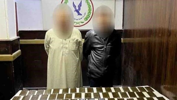 المتهمين والمضبوطات