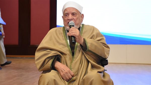 أحمد عمر هاشم