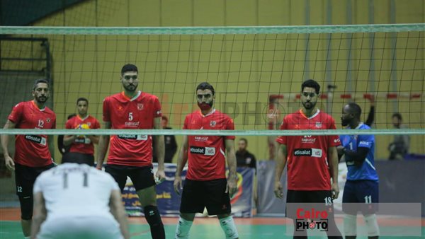 طائرة الأهلي