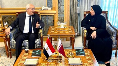 حجازي يلتقي وزيرة التربية والتعليم العالي بقطر لبحث ملفات التعاون المشترك