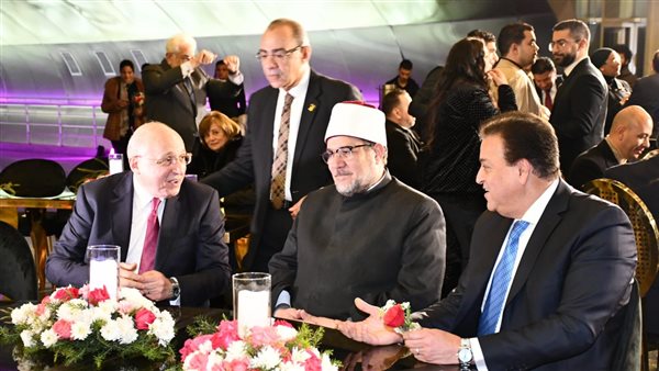 وزيرا الصحة والأوقاف