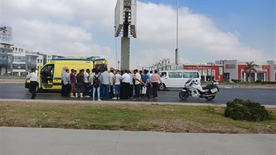  طيرت كل واحد في ناحية.. شاهد عيان يكشف مصرع شخصين على يد مسؤولة بشركة BMB أمام مول العرب | خاص 