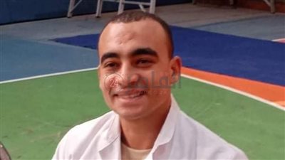 البلد كلها لبست أسود عليه.. قصة طبيب لقي مصرعه بعد يومين من ختم القرآن الكريم بالمنيا| صور