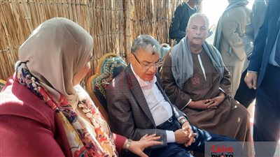 فطير مشلتت وعسل.. وجبة إفطار لوزيرة التضامن خلال تفقدها عددا من مشروعات حياة كريمة بالمنيا | صور