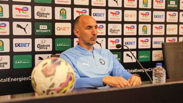 مدرب بيراميدز 