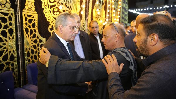 محافظ كفر الشيخ يقدم