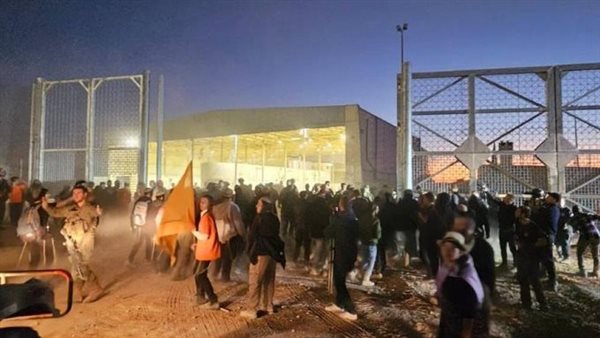 المتظاهرون 