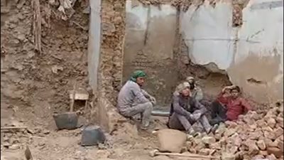 العناية الإلهية تنقذ 16 أسرة من الموت.. تفاصيل انهيار 6 منازل بسوهاج| بث مباشر