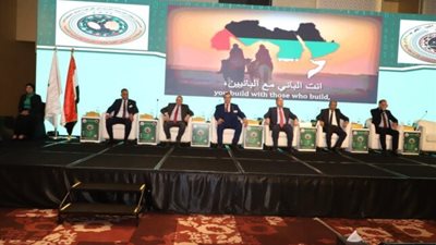 أمين مجلس الوحدة الاقتصادية العربية يشيد بالنمو الاقتصادي في عهد الرئيس السيسي