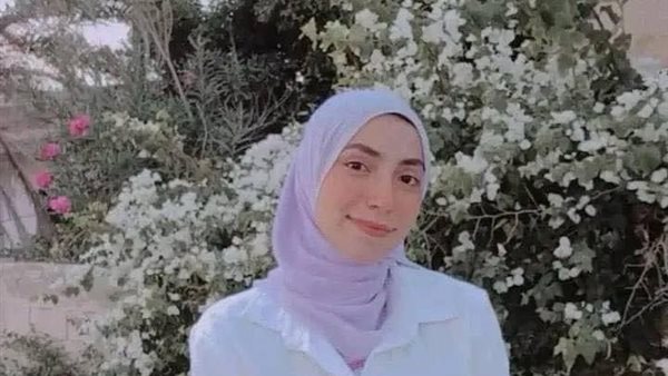 الطالبة نيرة صلاح