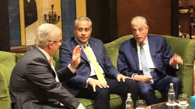 وزير العمل يلتقي محافظ جنوب سيناء لتوفير فرص عمل للشباب