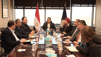 السياحة تدشن باقة طيران تحفيزية جديدة لبعض المدن الأكثر تضررًا بالأحداث الجارية