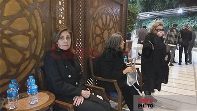 وزيرة الثقافة ومرتضى منصور أبرز الحضور في جنازة الموسيقار حلمي بكر بمسجد الحامدية الشاذلية | بث مباشر