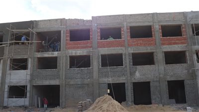 بتكلفة 68 مليون جنيه.. محافظ القليوبية يتفقد أعمال إحلال وإنشاء مدرستين بالقناطر الخيرية