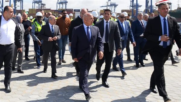 جانب من جولة الوزير