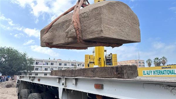 القطع الأثرية