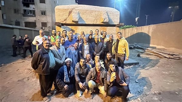 فريق ترميم التابوت