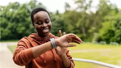 خبيرة لياقة بدنية: المشي لمدة 30 ثانية يساعد على خسارة رطل واحد في الأسبوع