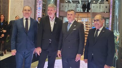 على هامش ITB.. وزير السياحة يدعو عمدة برلين لزيارة مصر | صور 