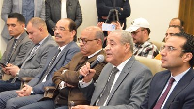 وزير التموين: خفض سعر لتر الزيت 20 جنيها 