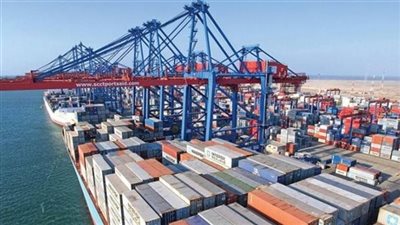 شعبة المستوردين: وجود البضائع في الموانئ تخطى سنة وهو سبب غلاء ثمنها