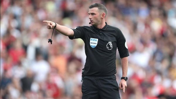 الحكم مايكل أوليفر